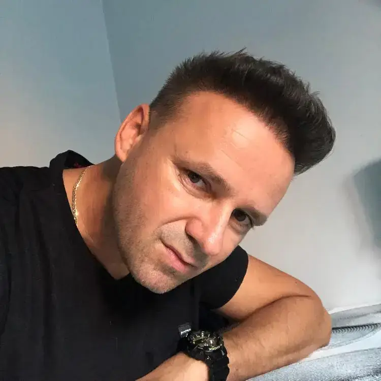 Kamil P.
